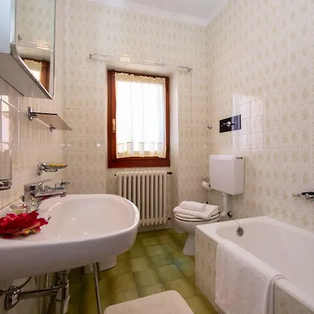 Sleeps 4 Apartment *
